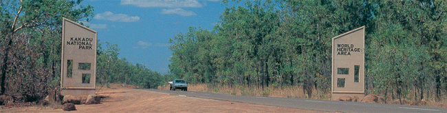 A Kakadu National Park tourist travel information  guide, visiting and staying in Kakadu
